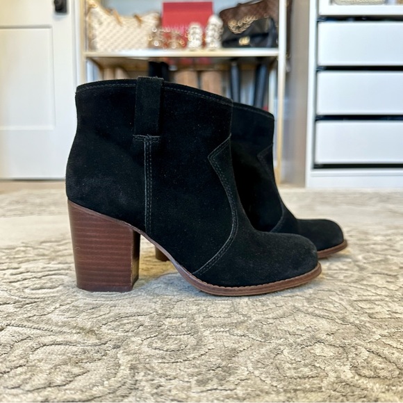 Black Splendid Suede Ankle Boots - Picture 2 of 16